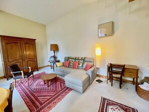 Living area - Les Sibylles (Châtellerault)
