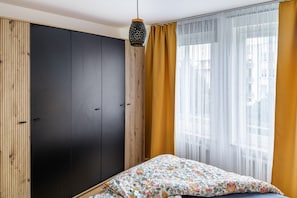 1 quarto, ferros/tábuas de passar roupa, Wi-Fi, roupa de cama