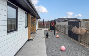 Unclassified image, 2 of 19, button - Awesome home in Thyborøn with WiFi (Thyborøn)