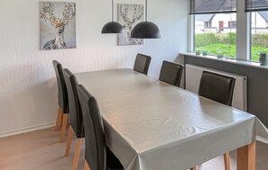 Dining - Awesome home in Thyborøn with WiFi (Thyborøn)