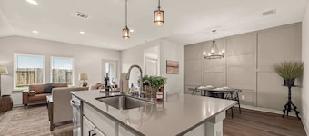 Texas Crew Retreat:4BR, Huge Parking & TVs