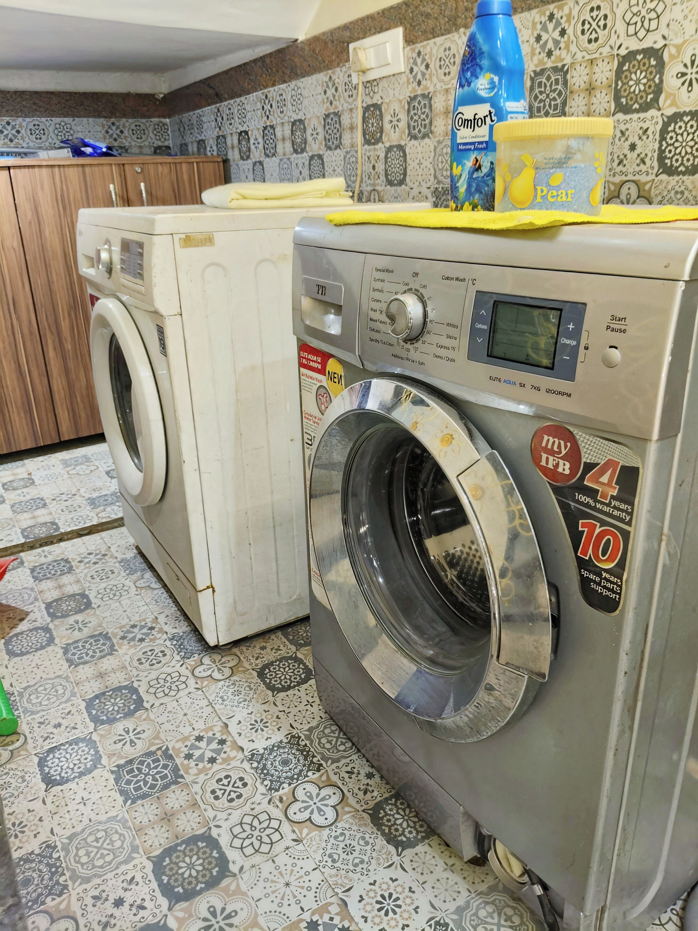 Comfort Double or Twin Room, Balcony, Bay View | Bathroom | Separate bathtub and shower, towels