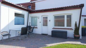 Klassiek appartement, uitzicht op tuin | Buiten dineren