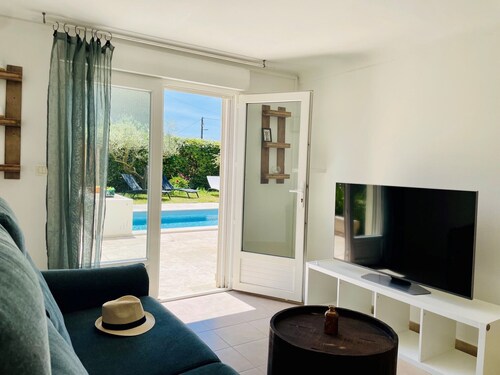 Les Deux Tilleuls Swimming pool 4-6 pers Vaison-la-Romaine