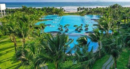 The Oceanfront Apartment At Cam Ranh