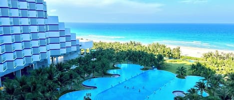 Quarto casal ou duplo panorâmico, vista para a praia | Piscina