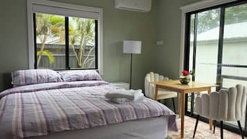 1 bedroom, free WiFi, bed sheets