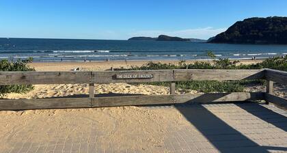 A cosy cabin in Umina Beach