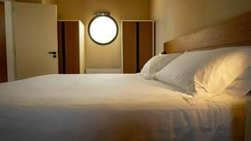 Villa | 2 bedrooms, bed sheets