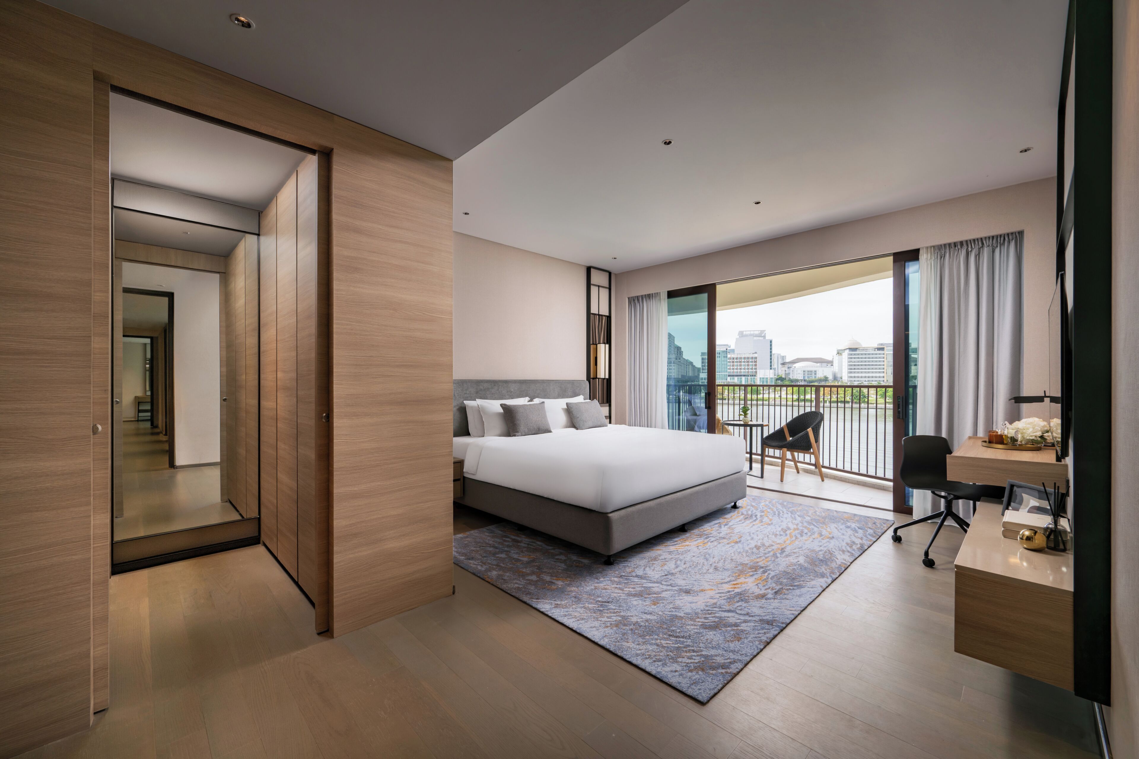 Apartment, 3 Bedrooms, Balcony, Lake View | In-room safe, desk, laptop workspace, blackout curtains