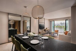 Lejlighed - 3 soveværelser - balkon - søudsigt | Spiseområde