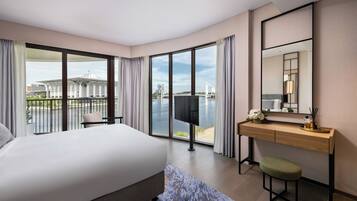 In-room safe, desk, laptop workspace, blackout curtains