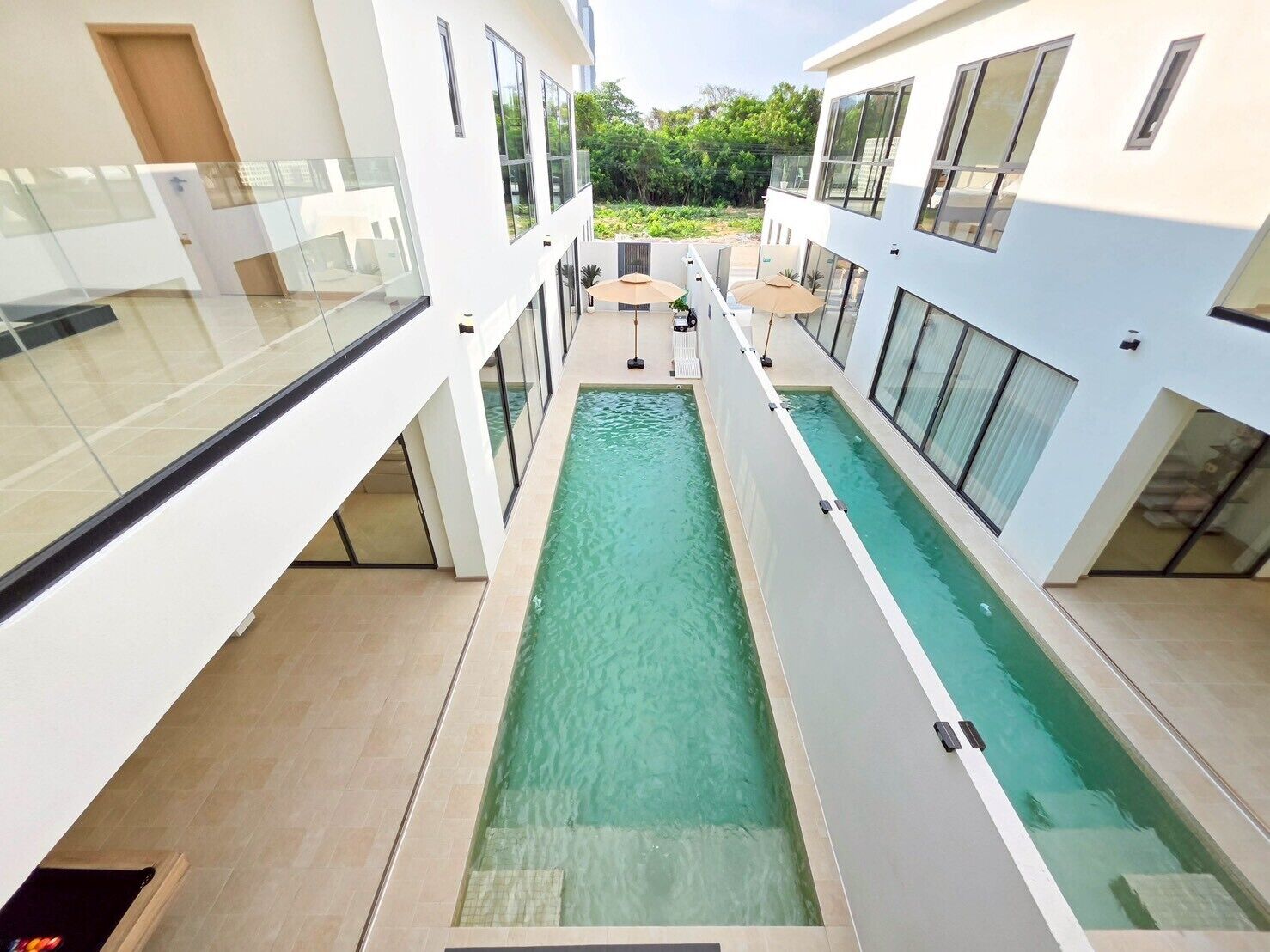 Villa familiar, 5 habitaciones, piscina privada, vistas a la playa | Piscina