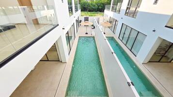 Villa familiar, 5 habitaciones, piscina privada, vistas a la playa | Piscina