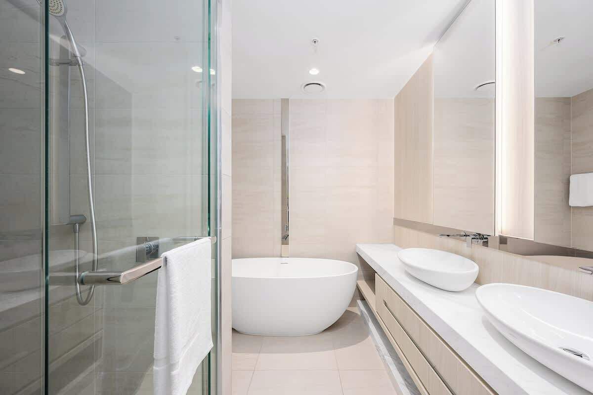 Shower, hair dryer, shampoo
