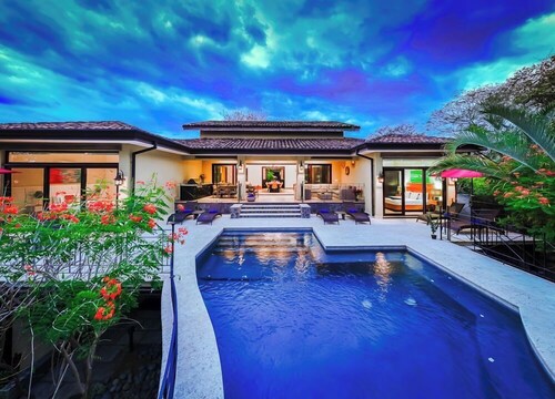 Casa Leon