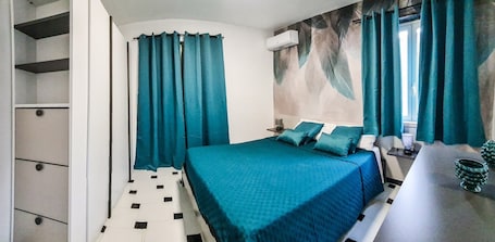 Room. defaultName