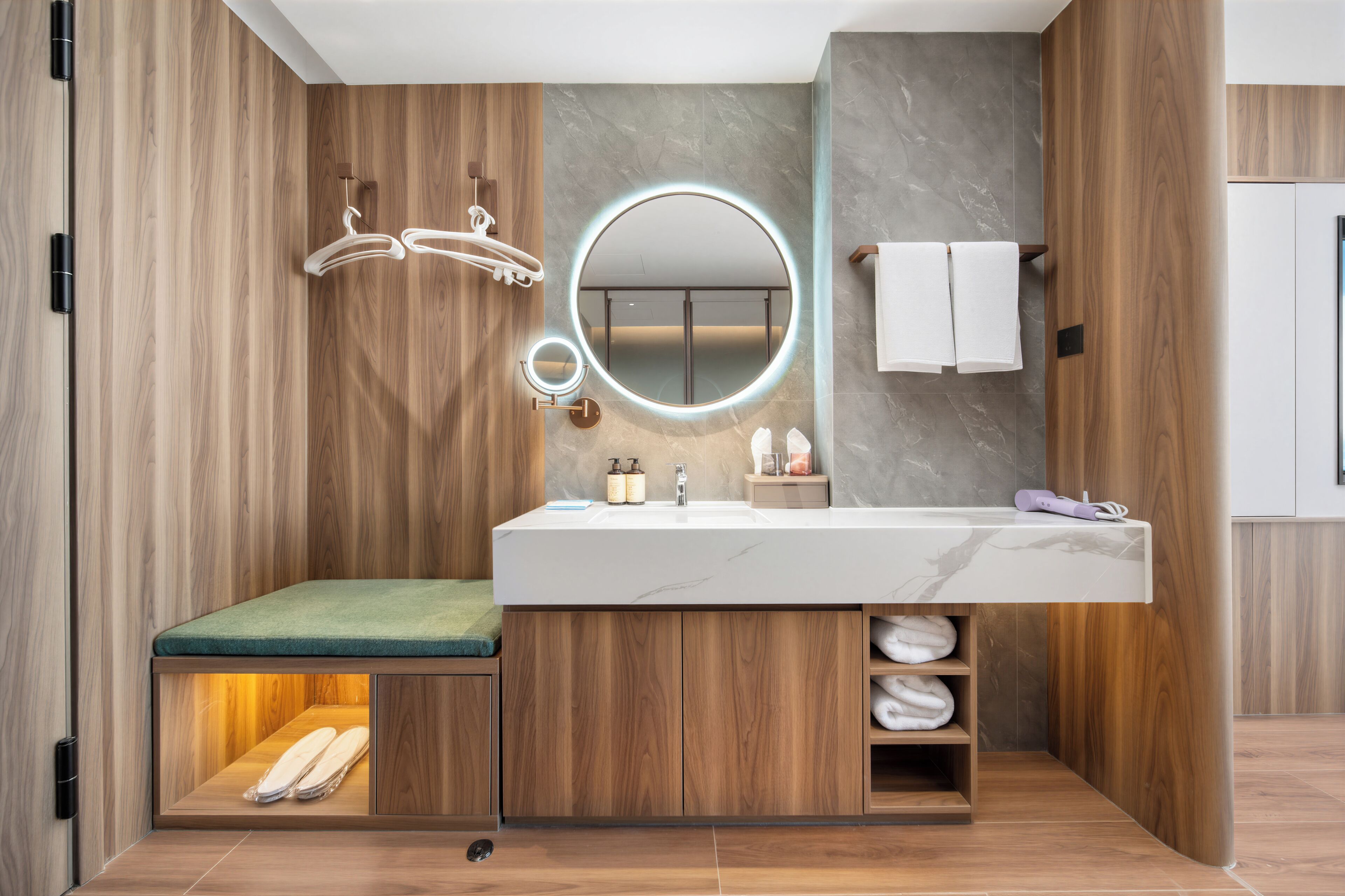 Separate bathtub and shower, hair dryer, slippers, towels