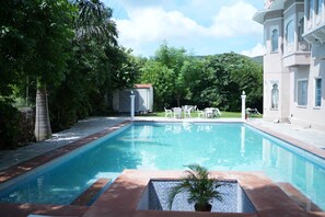 Piscine extérieure