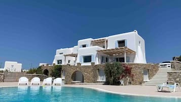 House | 7 bedrooms
