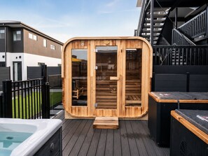 Bain à remous extérieur