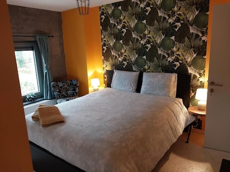 Room. Le Salmon, an authentic 19th-century hotel renovated as a B&B in Neufchâteau