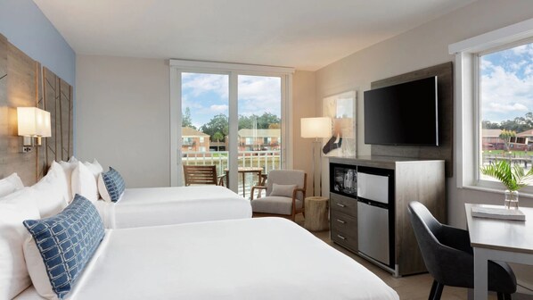 Room - Unwind in Your Private Oasis w/ Two Stunning Pools | Beach & Marina Access (St. Petersburg)