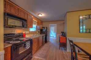 Private kitchen - "Home Base" - 2 Bed/2 Bath Pet Friendly Summer Vacation Availability (Murphy)