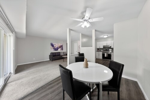 Elegant Chateau Escape | Parking Included