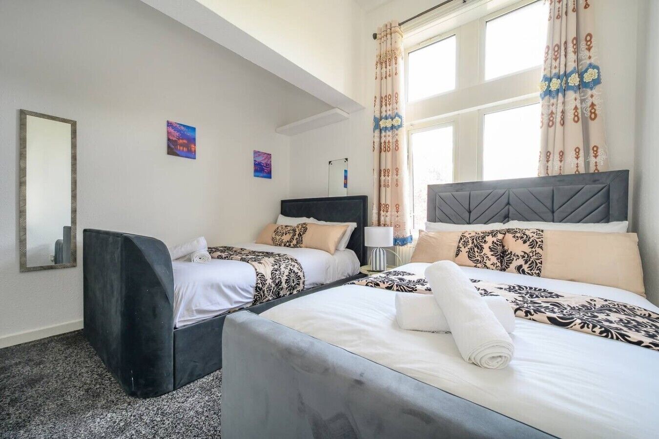 Iron/ironing board, WiFi, bed sheets