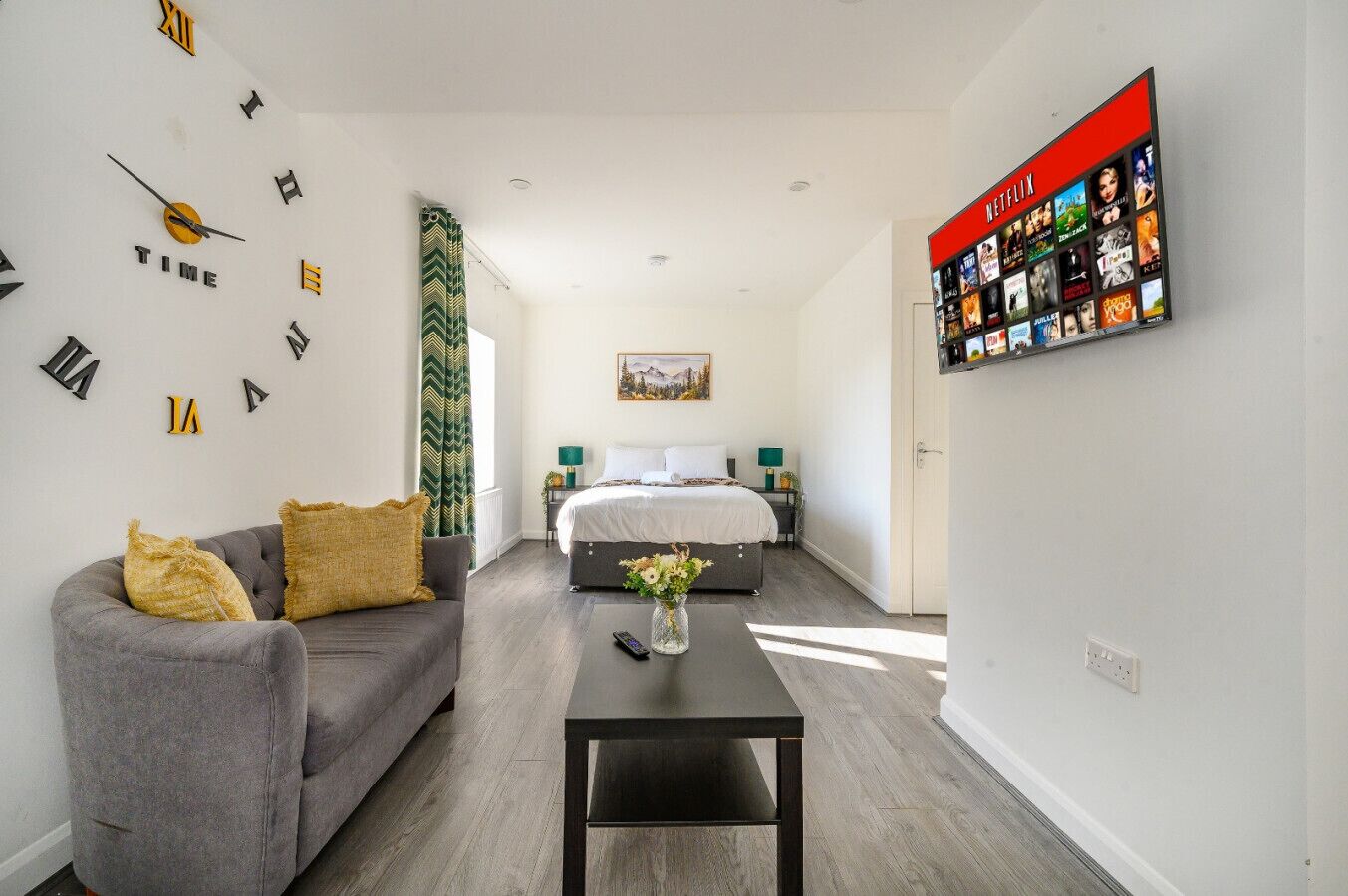Iron/ironing board, WiFi, bed sheets