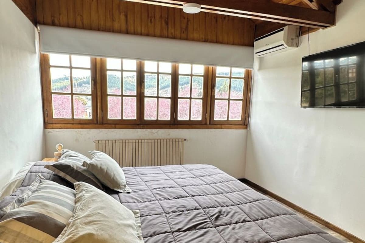 Habitación doble estándar, vista al patio | Minibar, caja de seguridad en la habitación y wifi gratis 