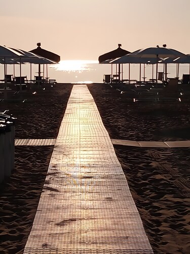 De Luxe Apartment just 150 m from the Sea in Central Giulianova