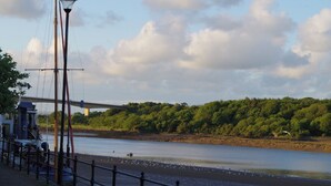Beach - Sea Breeze (Bideford)