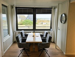 Interior - "Dream vacation on the Kiel Fjord: Modern vacation apartment with sea view!" (Wendtorf)