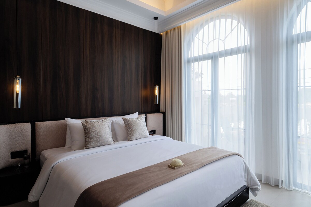 Chambre Double, balcon, vue ville