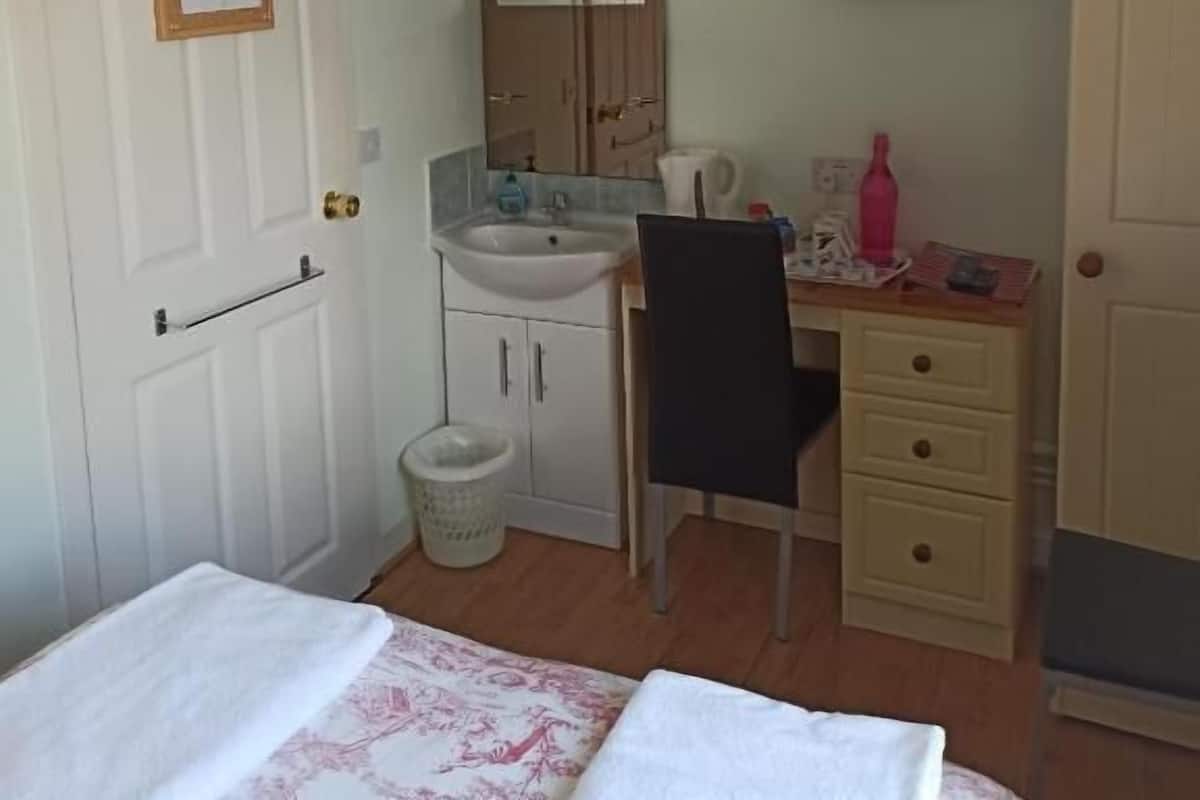Basic Double Room Single Use, Partial Sea View | Desk, laptop workspace, WiFi (free)
