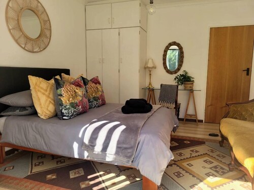 Elegant Two-bedroom Apartment on the Banks of the Eerste River in Stellenbosch