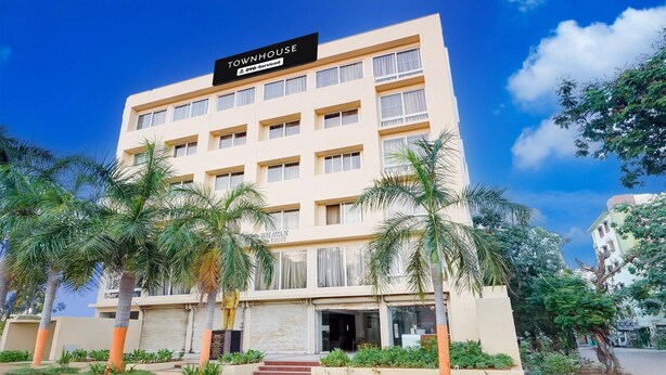 Unclassified image, 1 of 32, button - Classic Room With Twin Bed Hotel Looranova (Tirupati)