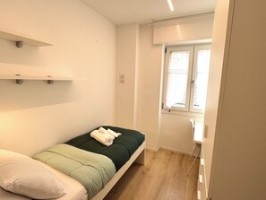 Room - Vrbo Property (Trento)