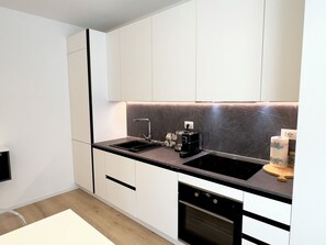 Private kitchen - Vrbo Property (Trento)