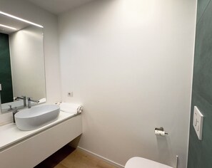 Bathroom - Vrbo Property (Trento)