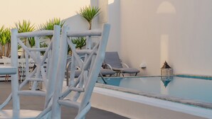 Nhà, 4 phòng ngủ, hồ bơi riêng, quang cảnh hồ bơi | Hồ bơi