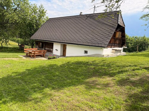 Die Esel Huam, die schöne Almhütte am Fressenberg