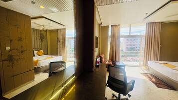 Superior Double Room, Partial Sea View | Desk, free WiFi