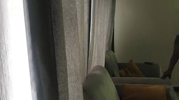 House, 2 Bedrooms, Smoking | Interior