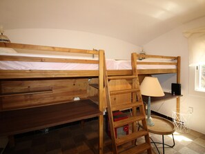 3 chambres, accès au Wi-Fi (inclus)