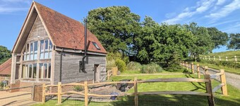 Quirky East Sussex country escape, nestled on a working sheep farm.
