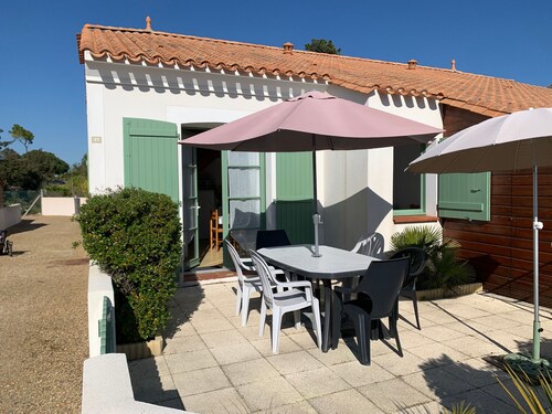 House near beach, pets welcome - 4 guests