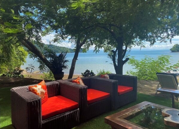 Property grounds - Unique and private rustic villa (Paquera)